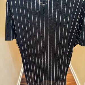HUF MEN T SHIRT NWOT SIZE LARGE SHORT SLEEVE LOGO WORLDWIDE COLLECTION